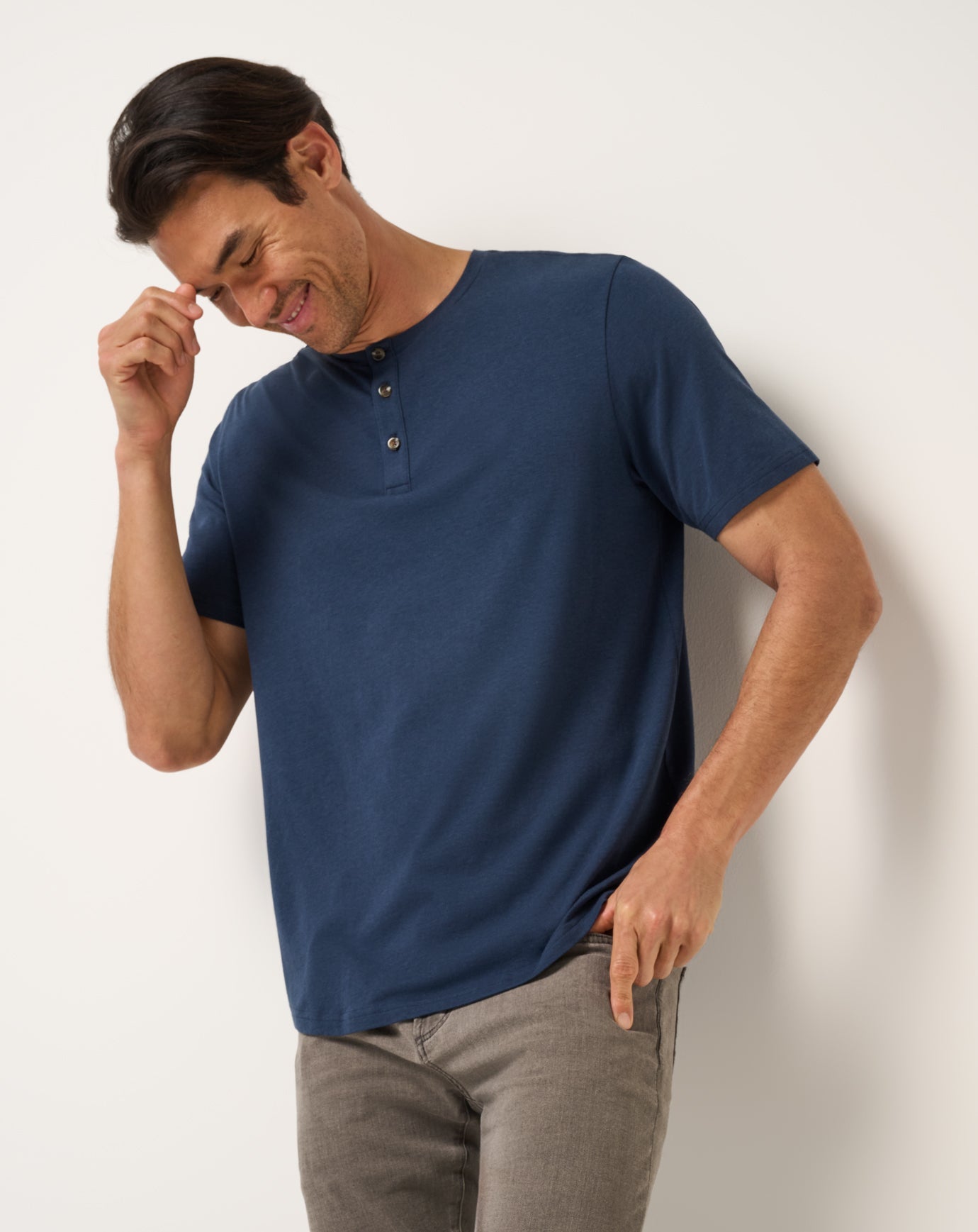 TravisMathew Cloud Henley Tee - Total Eclipse