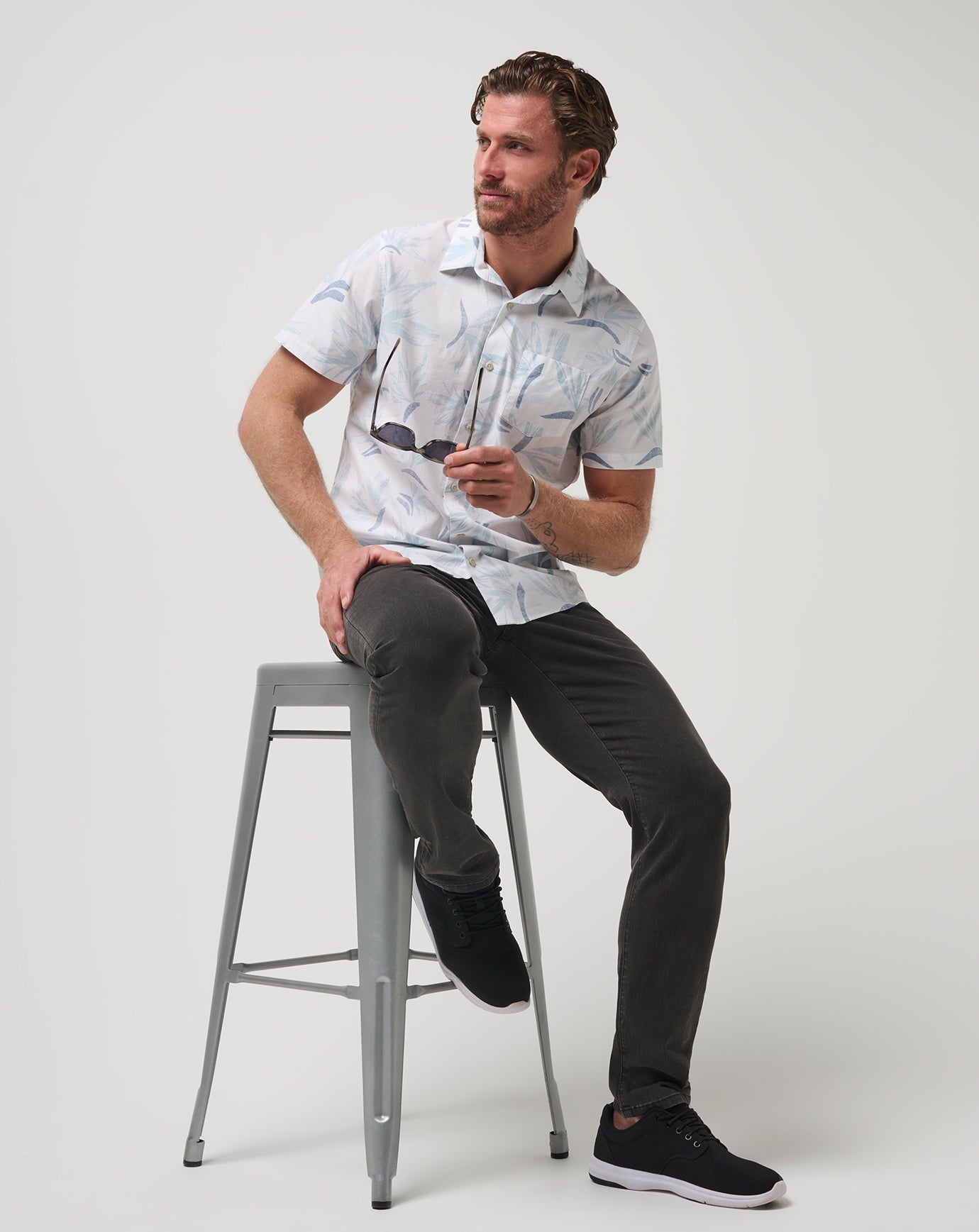 TravisMathew The Thick Of It Button-Up - White/Quiet Harbor