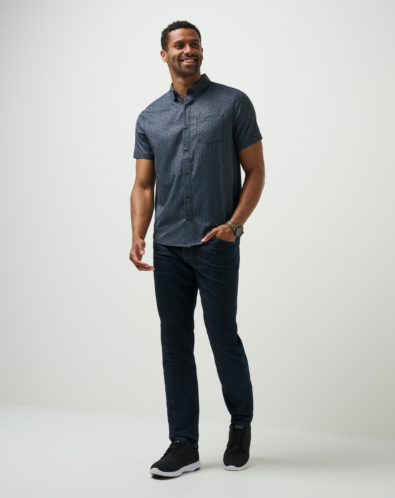 TravisMathew Techwoven Country Mile Button-Up - Black