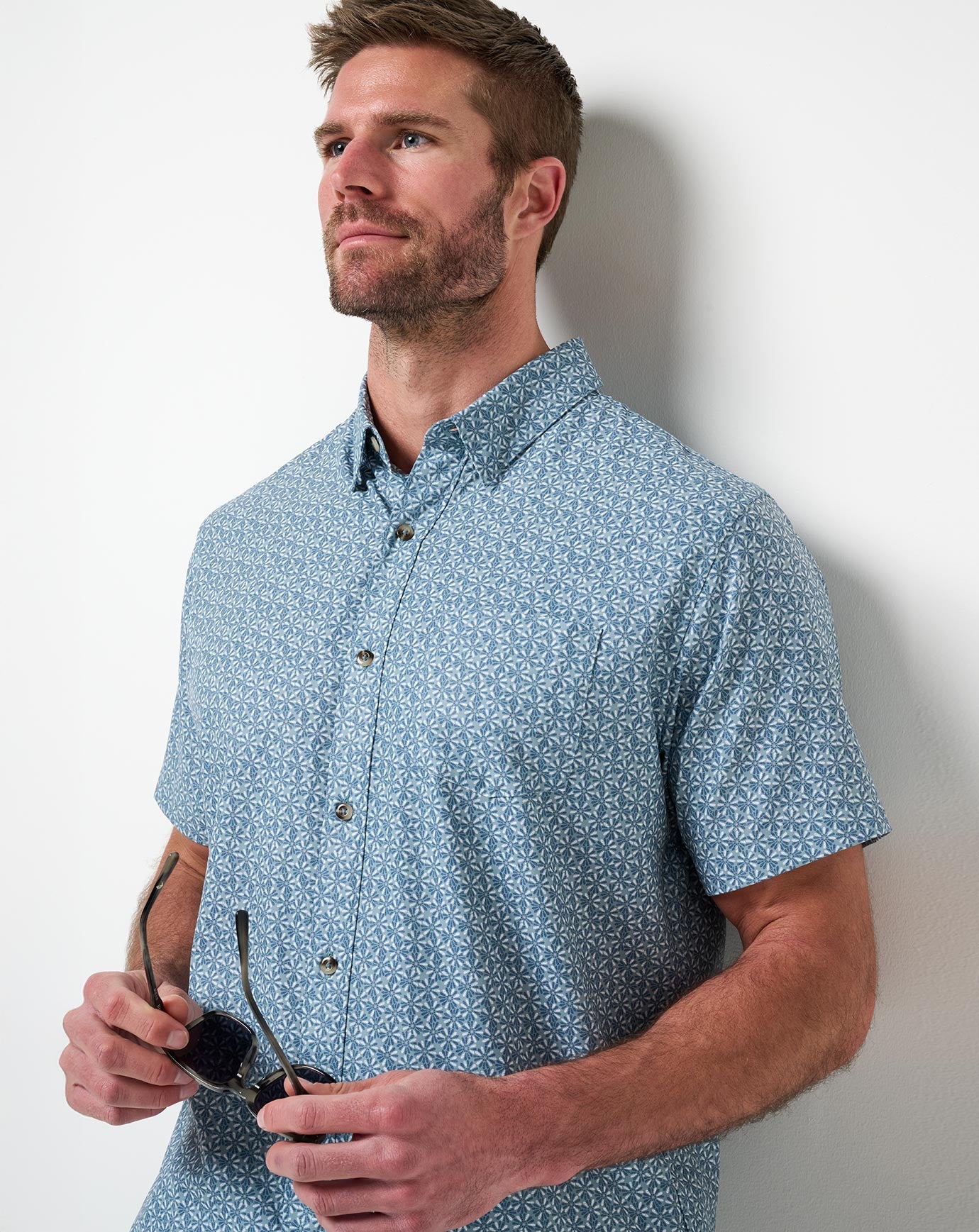 TravisMathew Techwoven Country Mile Button-Up - Arona