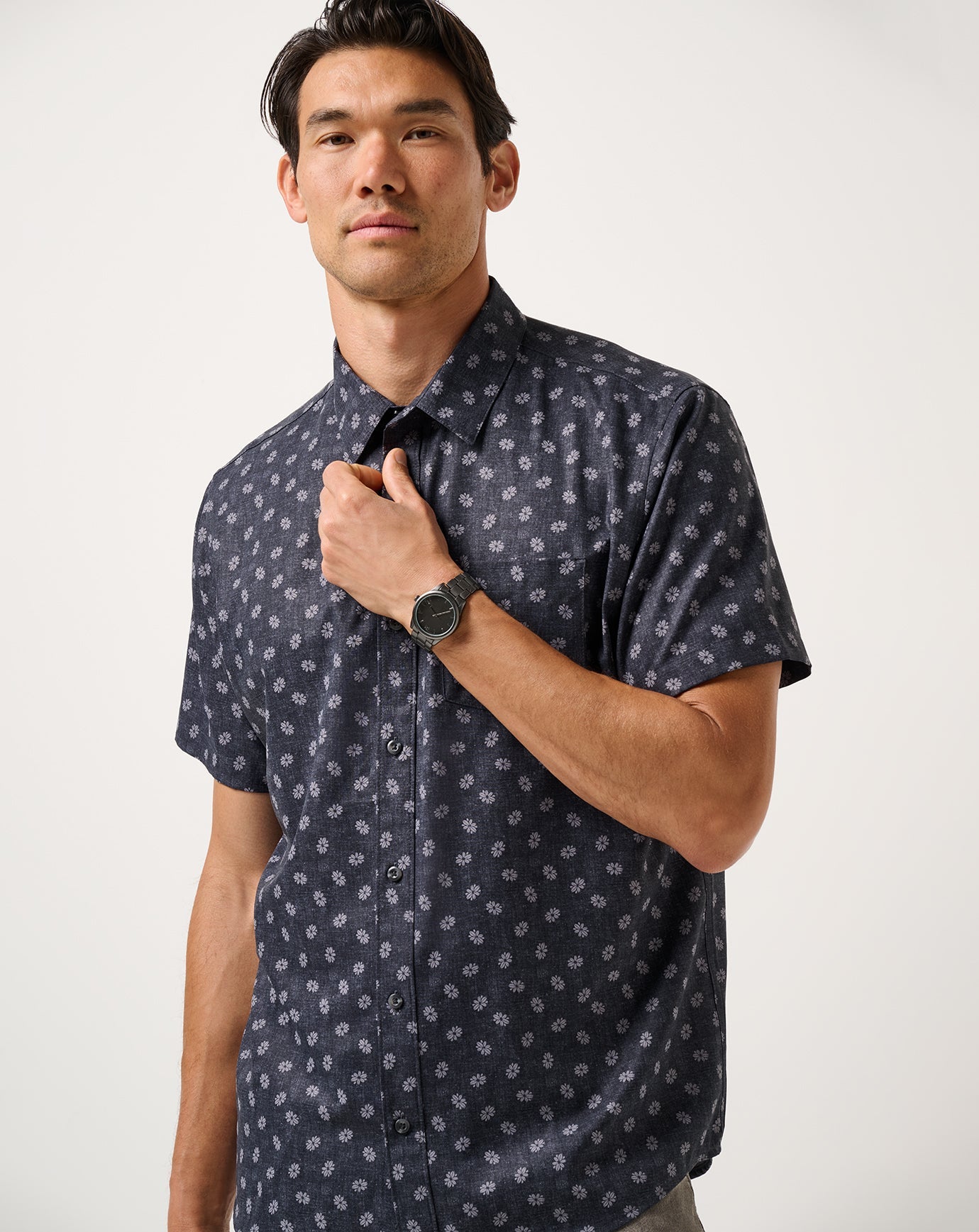 TravisMathew Techwoven Grey Wind Button-Up - Heather Black