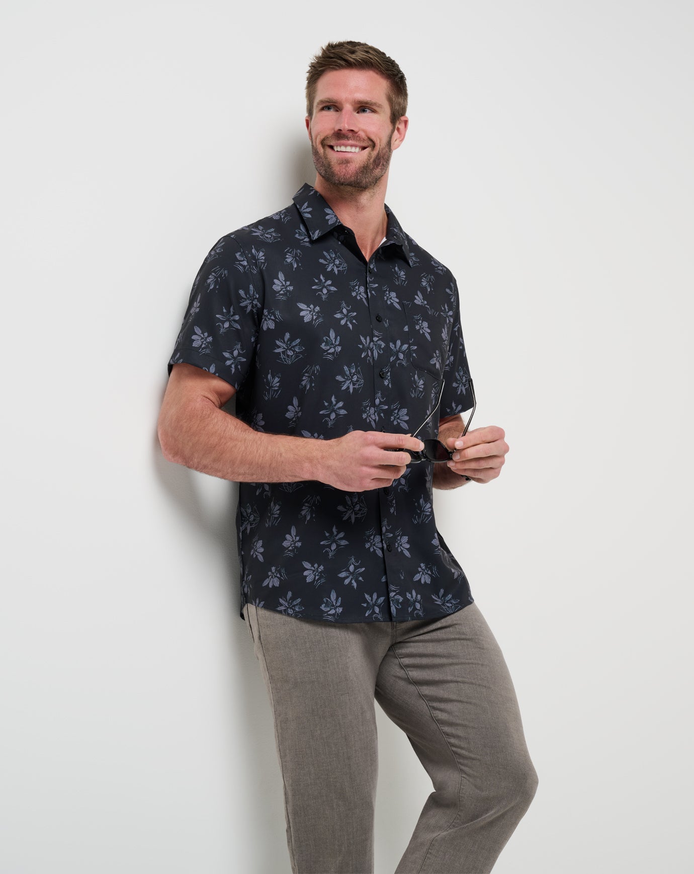 TravisMathew Techwoven Seamate Button-Up - Black