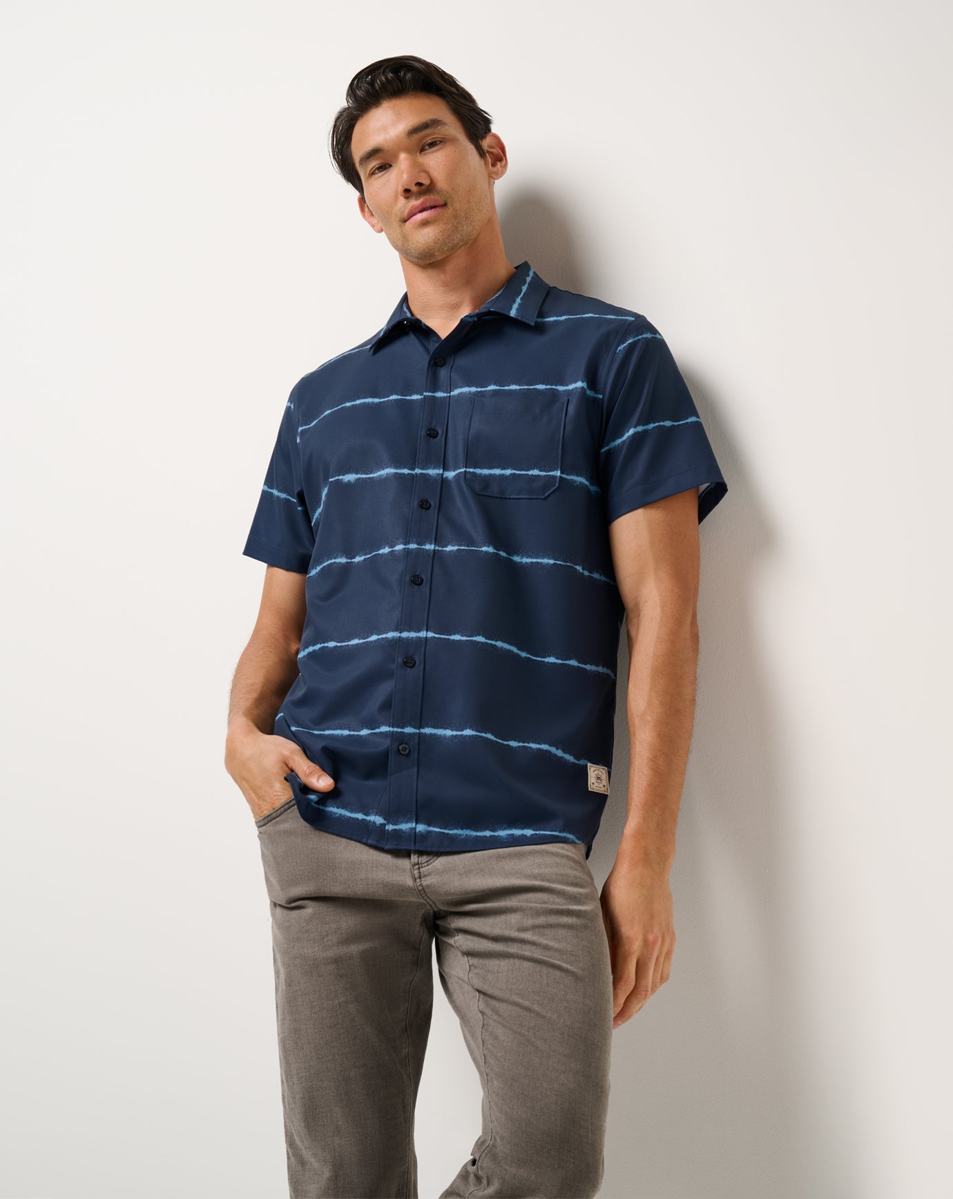 TravisMathew Techwoven Sundaze Button-Up - Total Eclipse