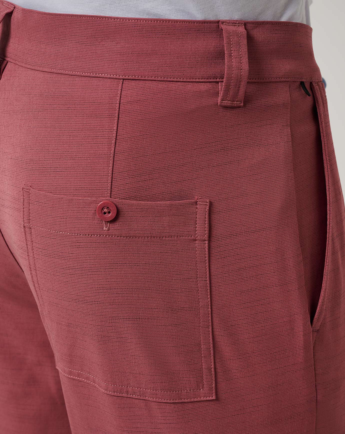 TravisMathew Travel Year Short 9In - Heather Roan Rouge