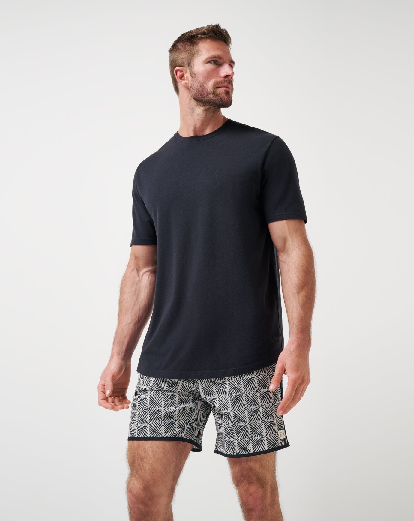 TravisMathew Sandswept Short 8In - Italian Sand