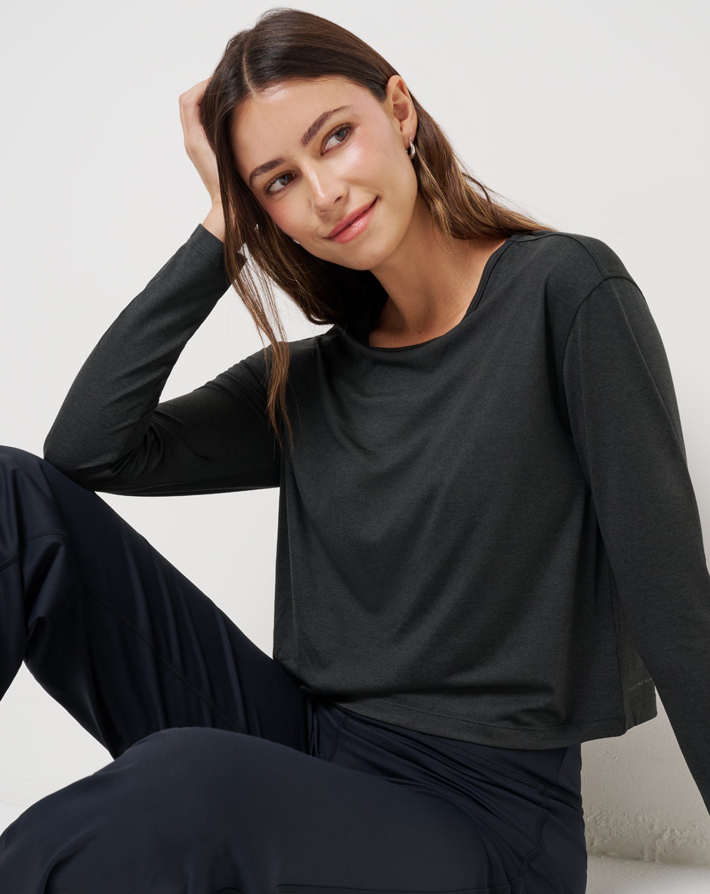 TravisMathew Skyloft Light Celestia Top - Heather Black