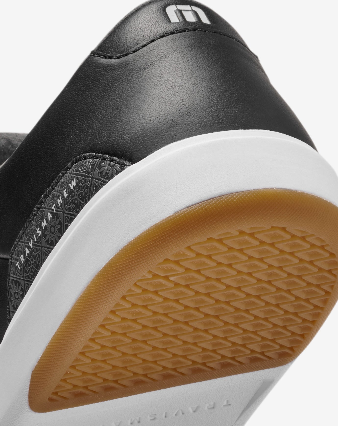 TravisMathew The Modern Cup - Black