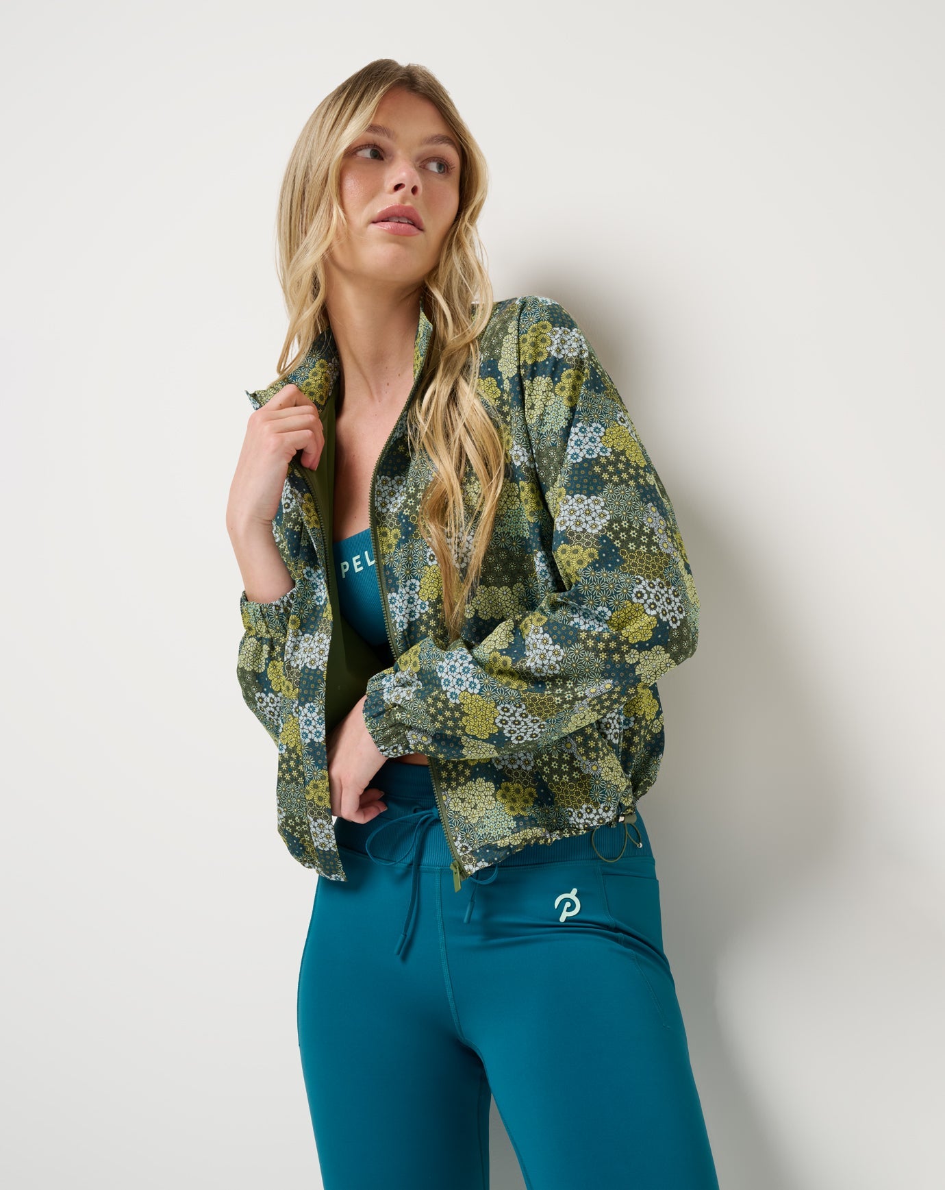 TravisMathew New Light Jacket - Bronze Green Multi
