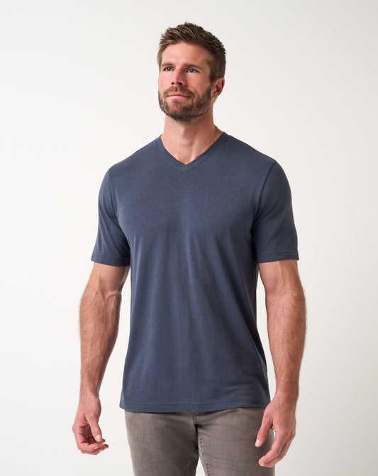 Travis Mathew Online Cloud V-Neck Tee Men