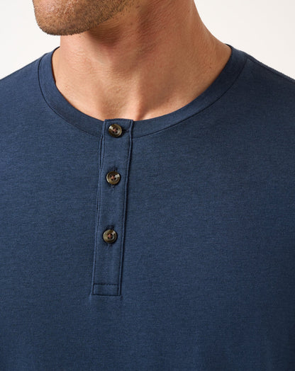 Travis Mathew Discount Cloud Henley Tee Men