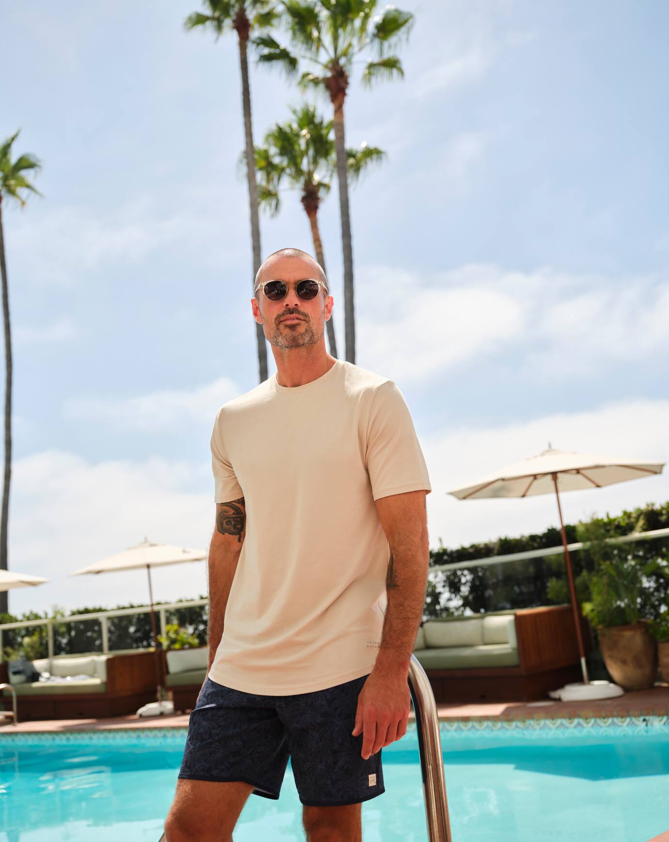 Travis Mathew For Sale Cloud Crew Tee Men