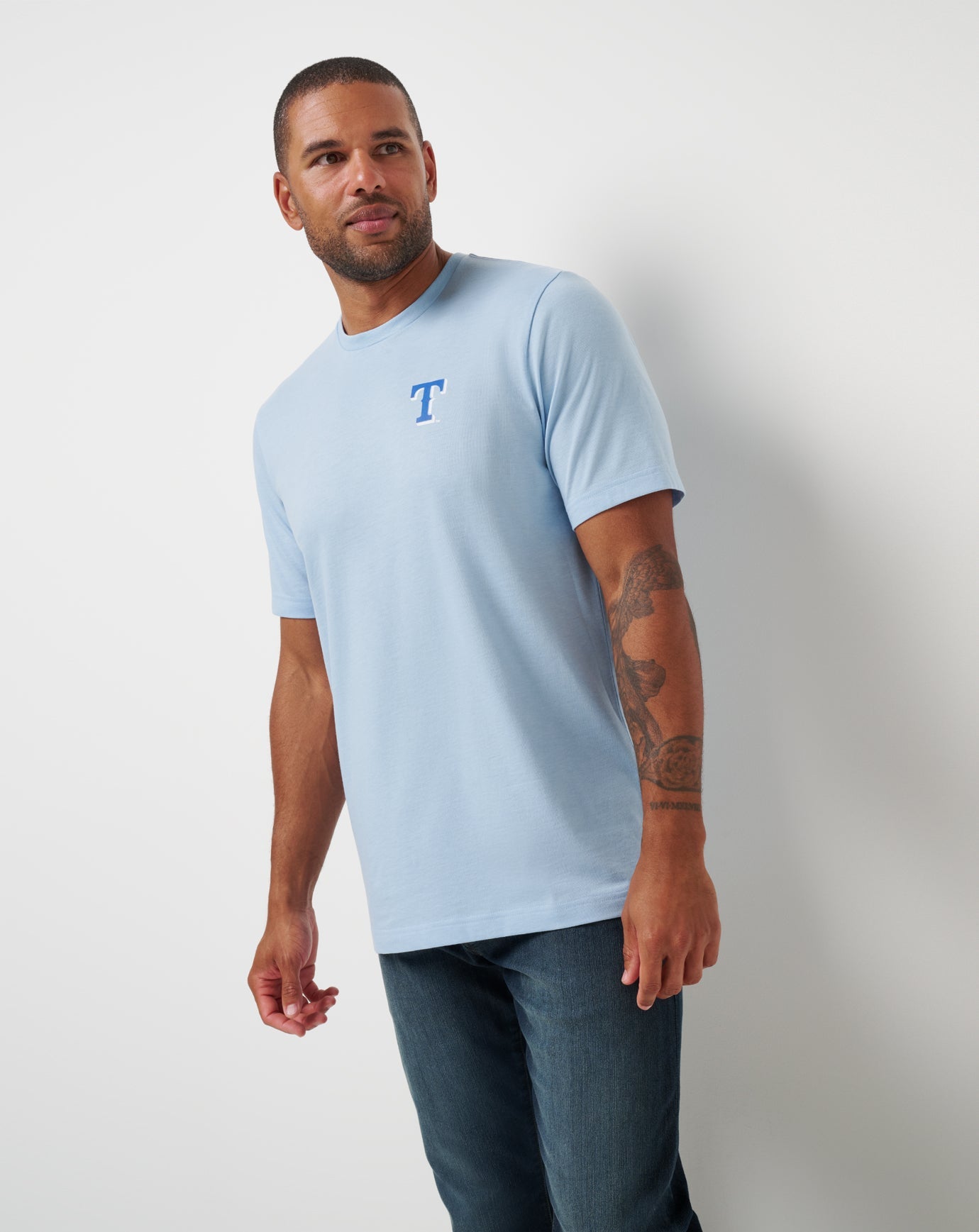 Travis Mathew Online Texas Rangers Friendly Rivalry Tee Men|New