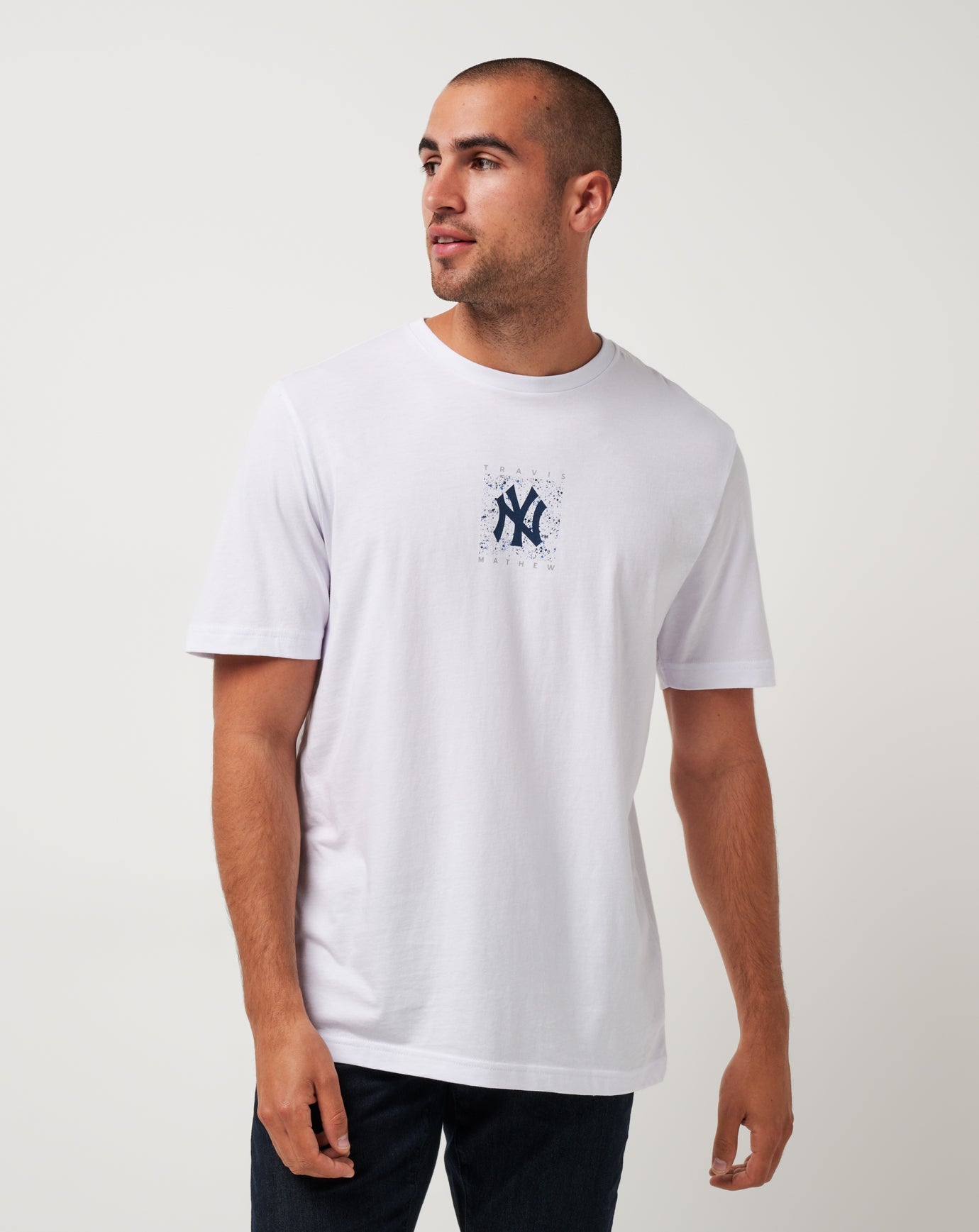 Travis Mathew US New York Yankees In The Dugout Tee Men|Game Day|New
