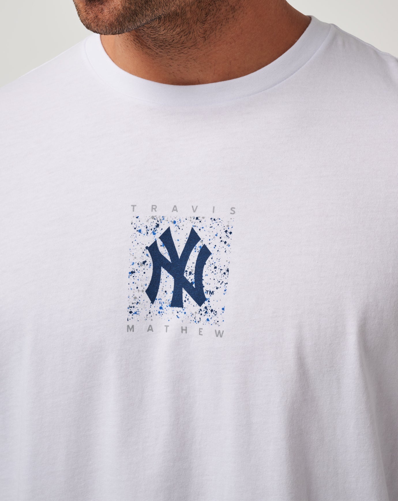 Travis Mathew US New York Yankees In The Dugout Tee Men|Game Day|New