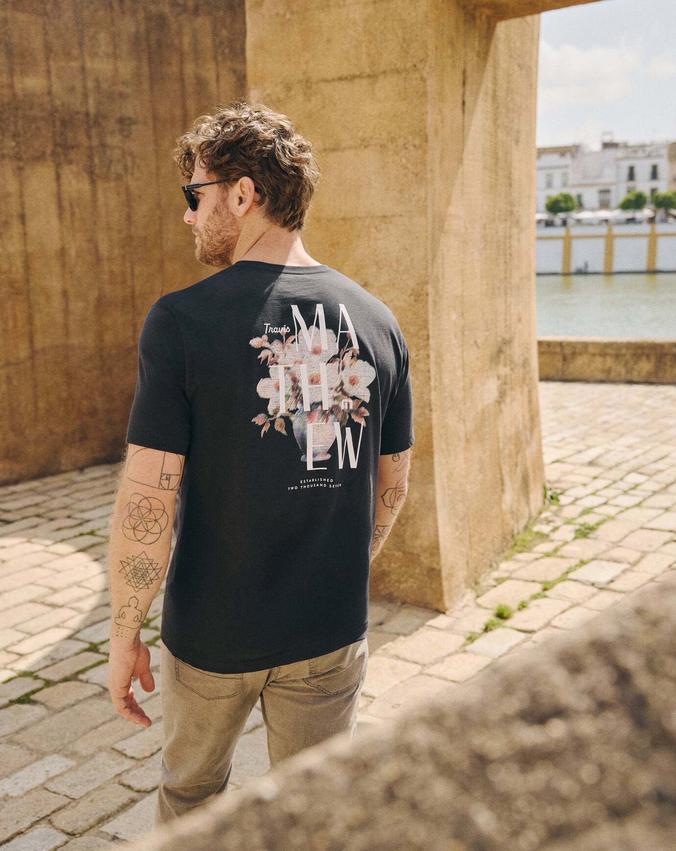 Travis Mathew For Sale Art Scene Tee Men
