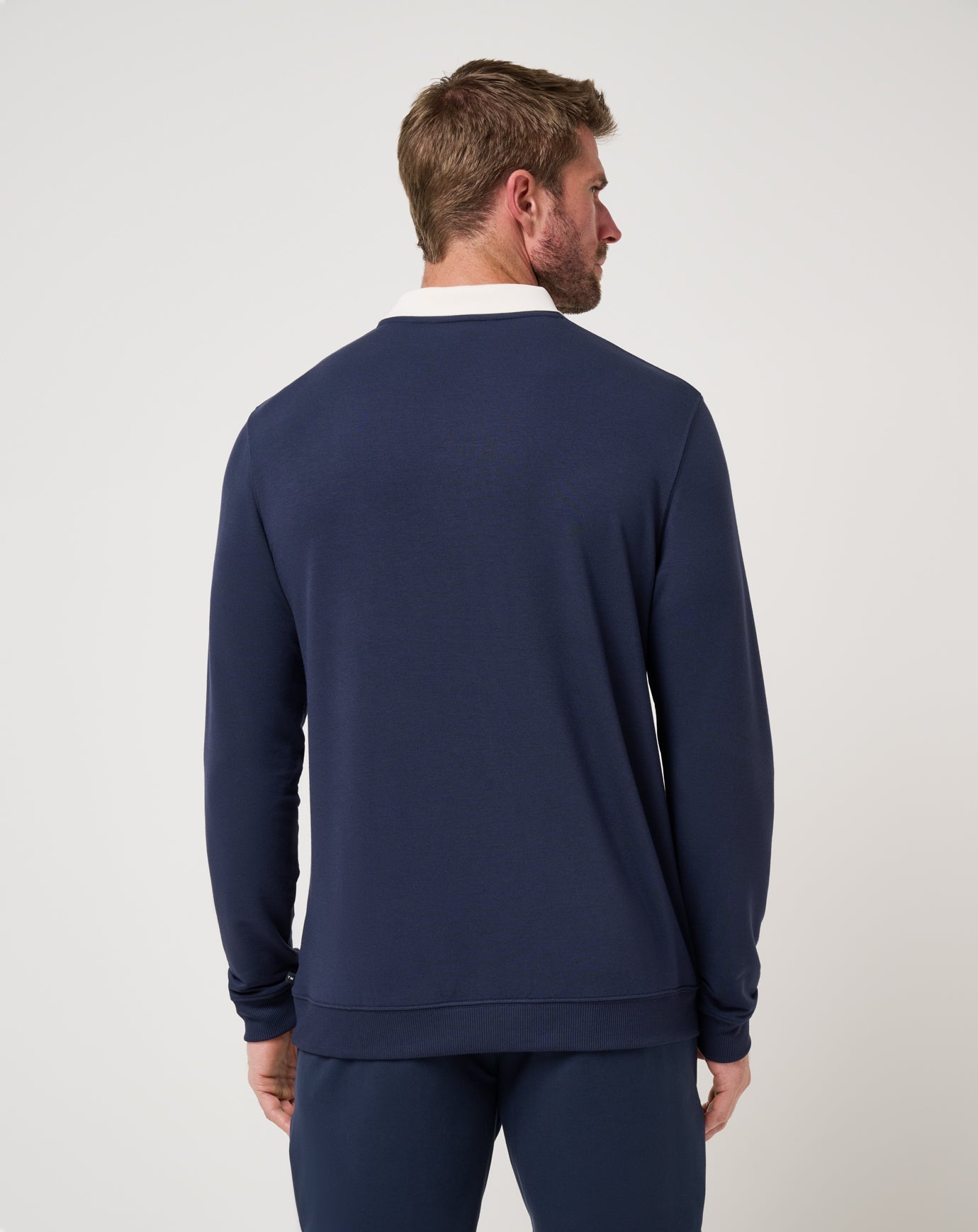 Travis Mathew Outlets Amenities Collar Crew Men
