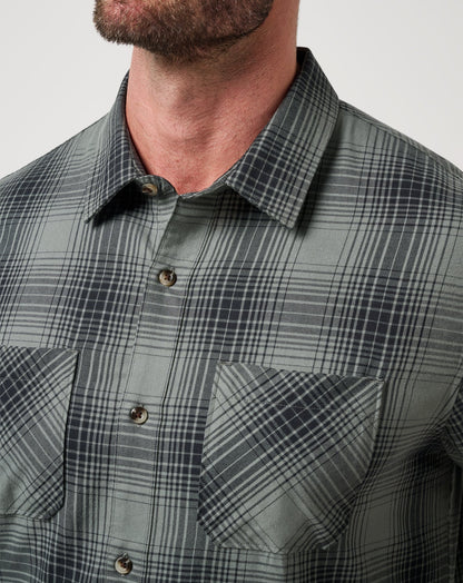 Travis Mathew Discount Cloud Flannel Plaid Button-Up Men