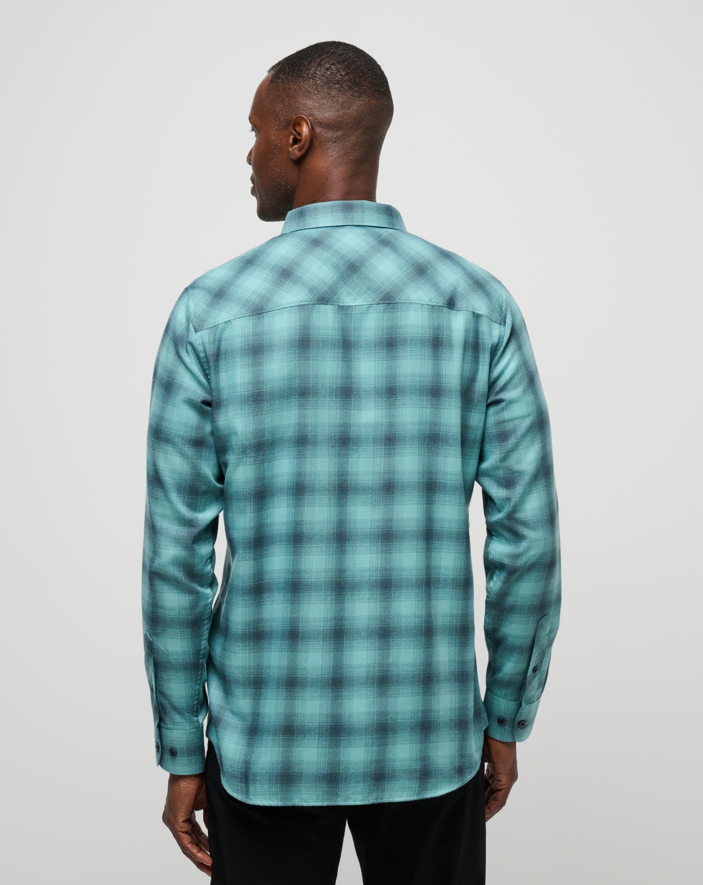 Travis Mathew US Cloud Flannel Plaid Button-Up Men
