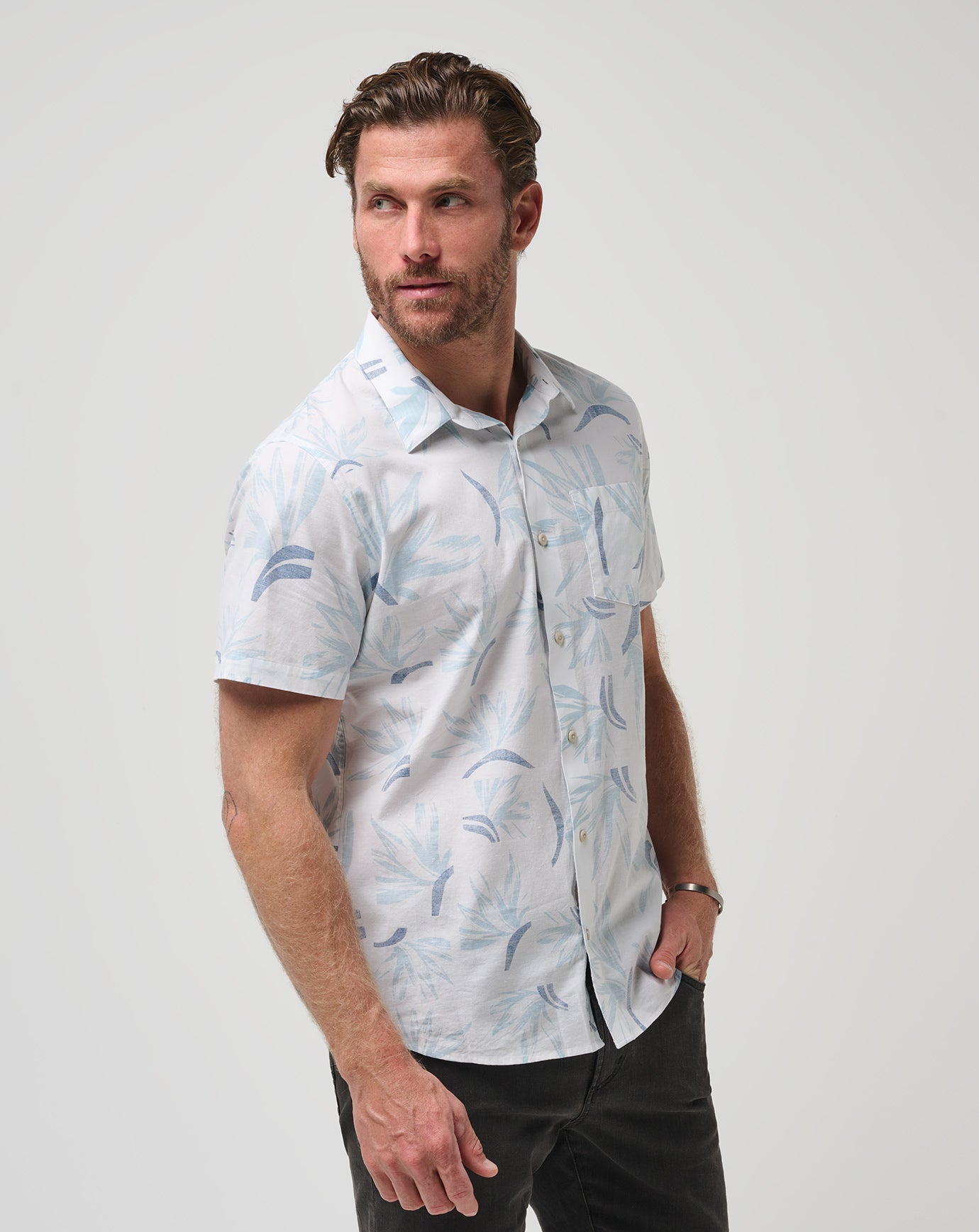 Travis Mathew Sale The Thick Of It Button-Up Men