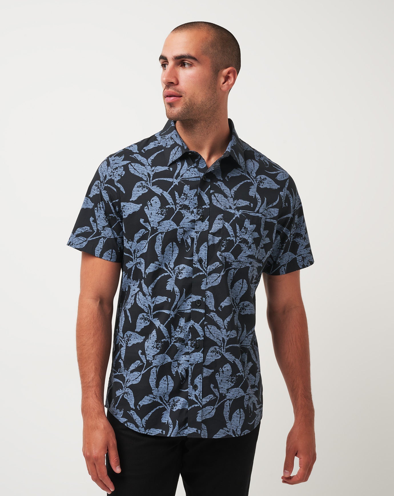 Travis Mathew Discount Photo Finish Button-Up Men