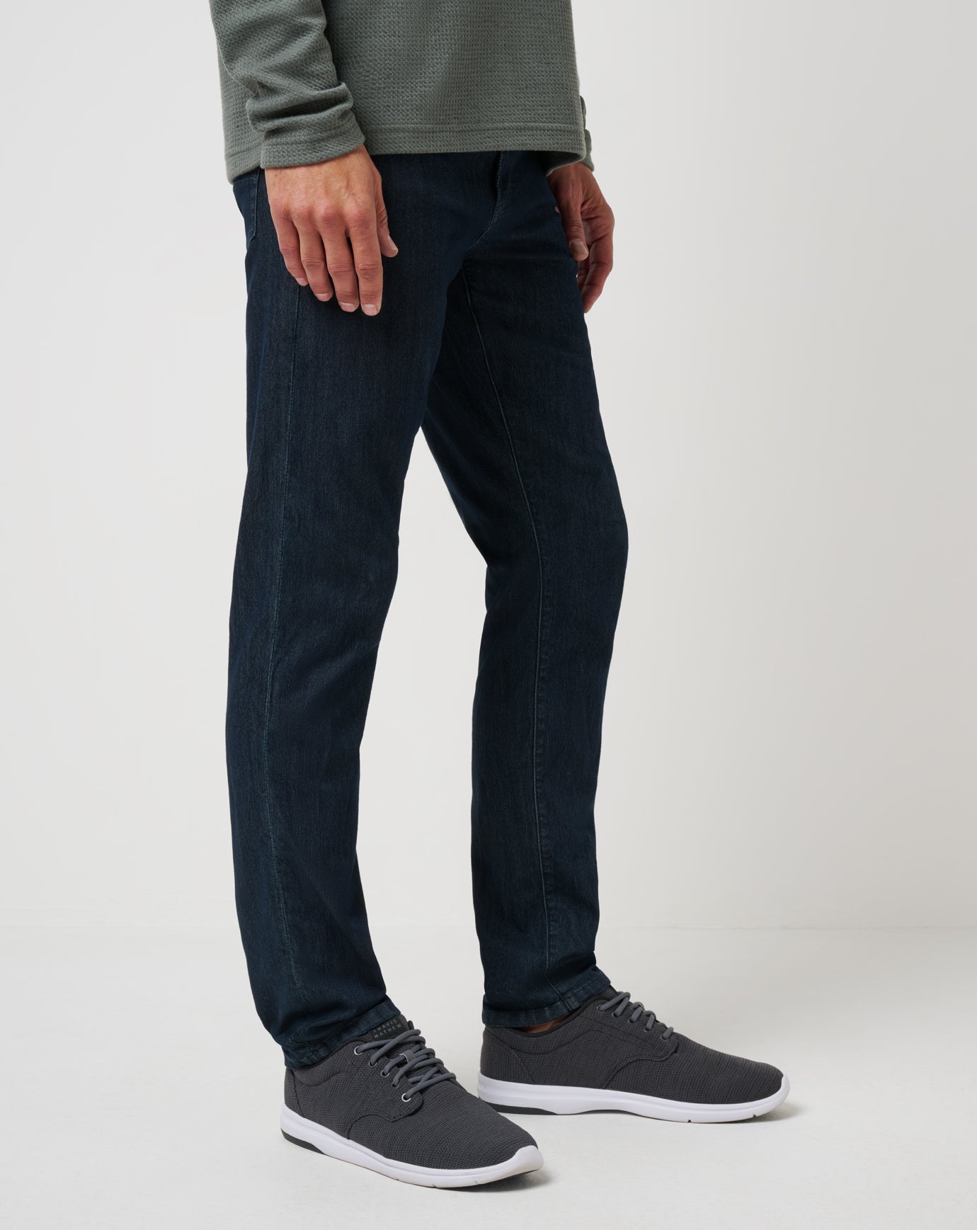 Travis Mathew US Legacy Featherweight Jeans Men