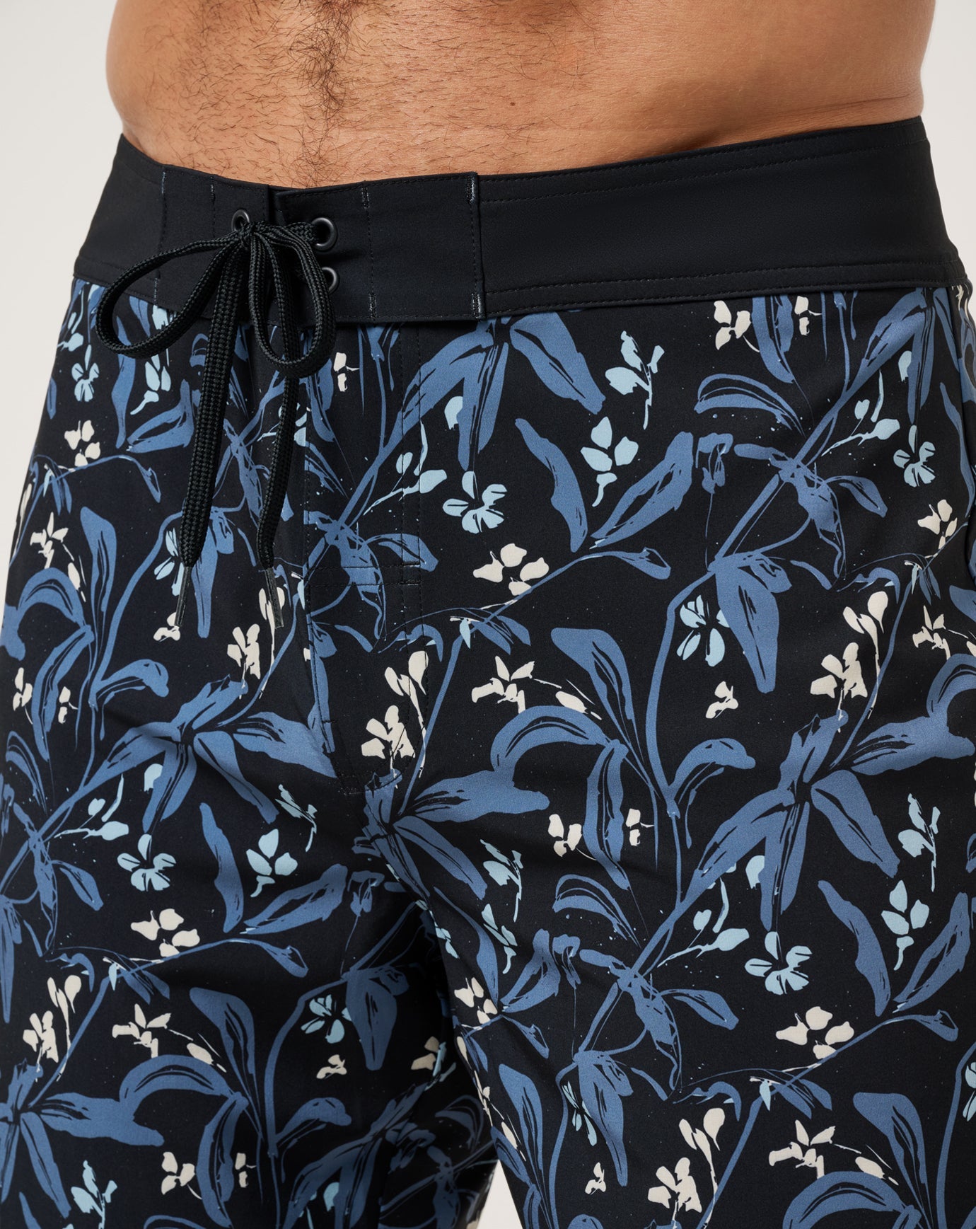 Travis Mathew US Relationship Status Boardshort 18.5In Men