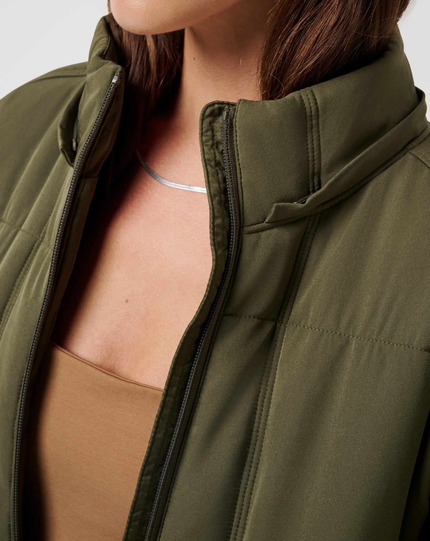 Travis Mathew Outlets Mont Blanc Hood Puffer Women