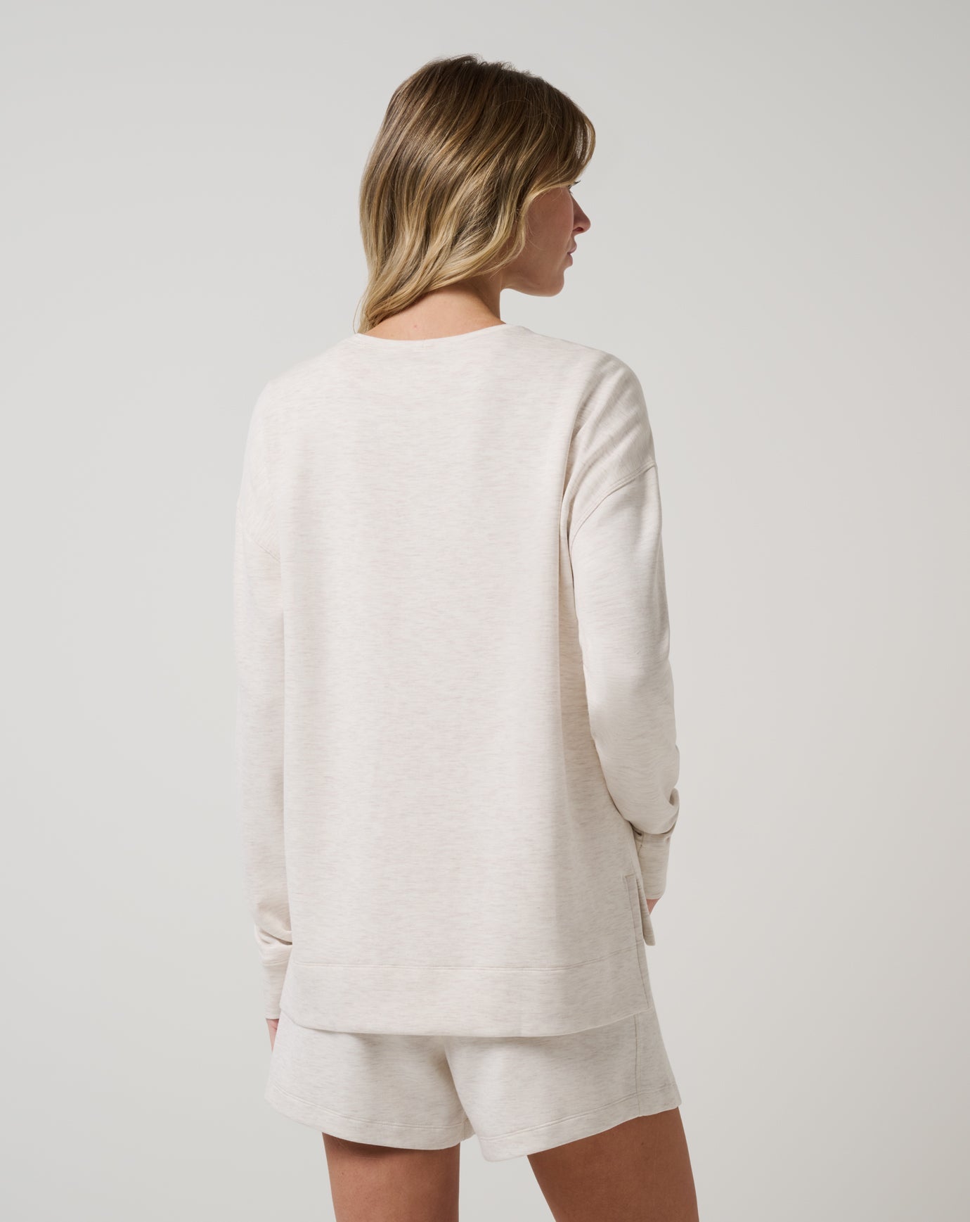 Travis Mathew US Skyloft Soft Crew Women
