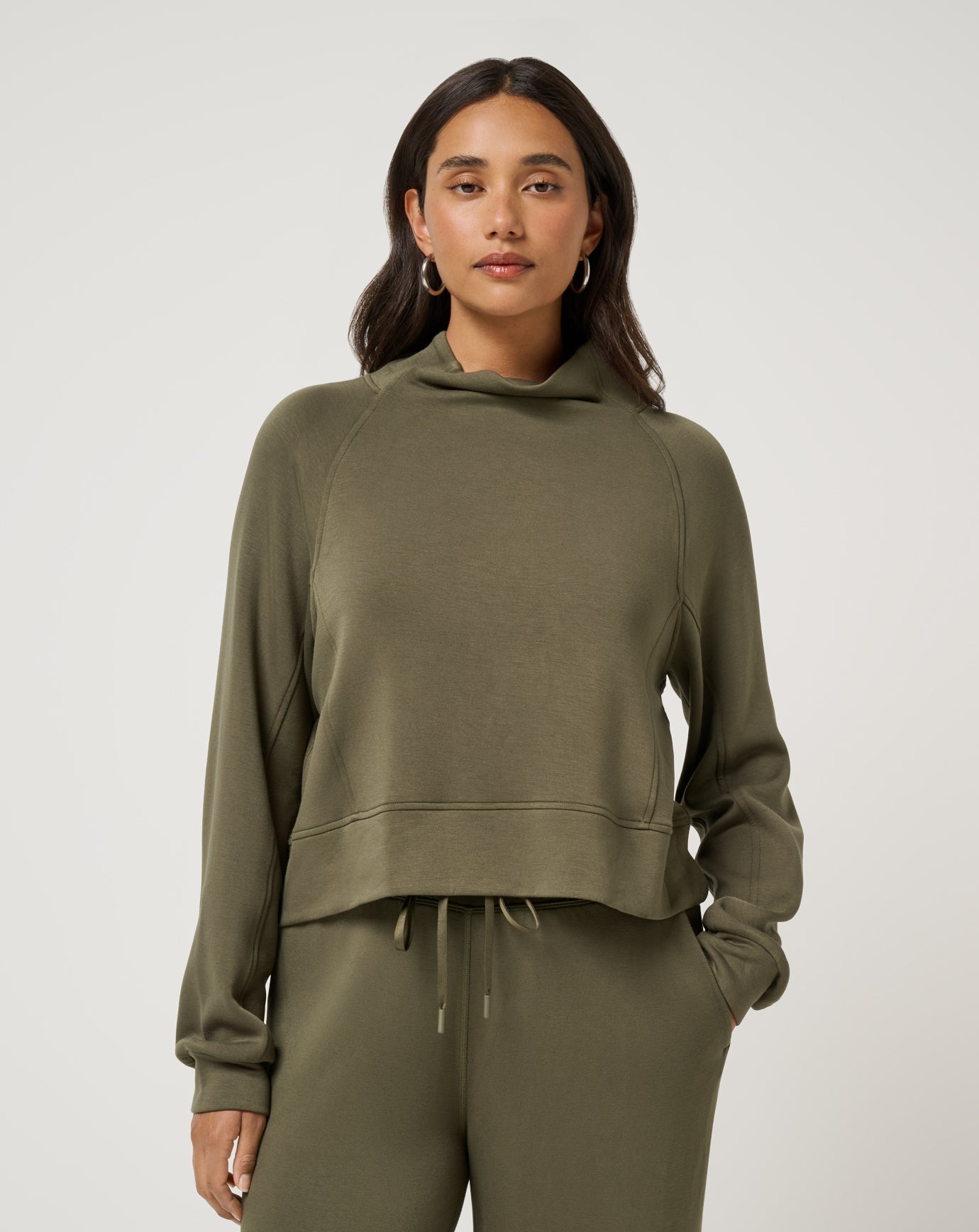 Travis Mathew US Skyloft Soft Funnel Neck Women