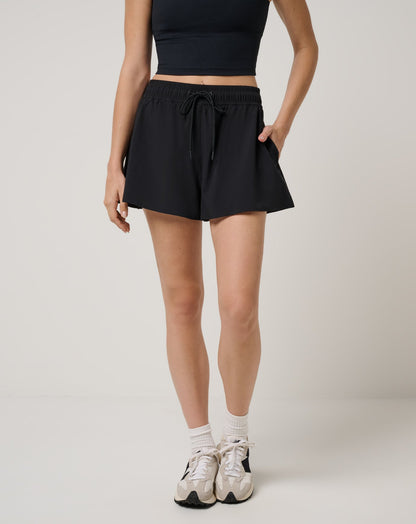 Travis Mathew Online Breezeblend Challenger Short Women