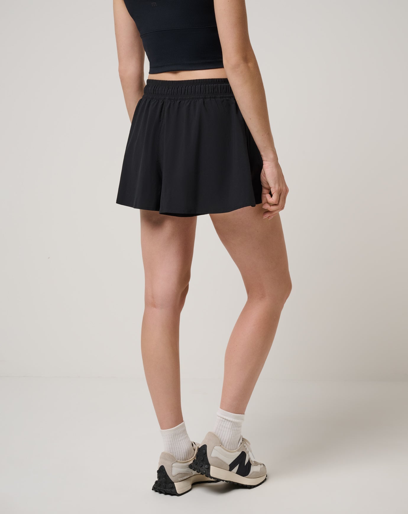 Travis Mathew Online Breezeblend Challenger Short Women