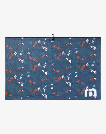 Travis Mathew Outlets Relationship Status Golf Towel Accessories|Golf